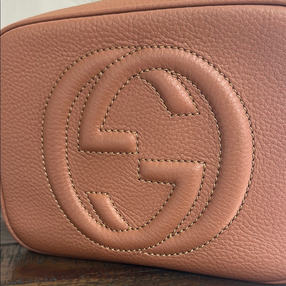 Gucci Tan Leather Soho Disco Crossbody Bag - Picture 2 of 10